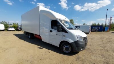 Газель Некст с закабинным спальником и Еврофурой