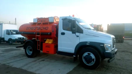 Топливозаправщик c41r13