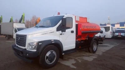 Топливозаправщик c41r13