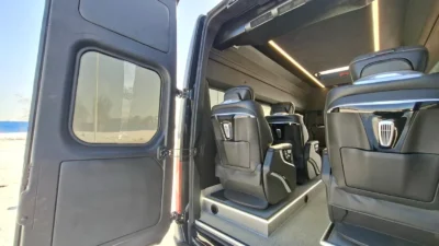 Автобус ВИП на базе ГАЗель Некст, А31R33, черный — изображение 10